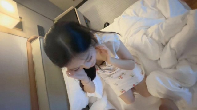 [2V+5P/904MB]暑假约啪大三女神