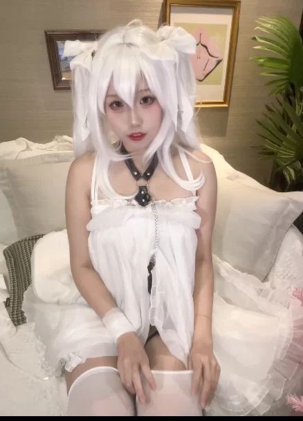 [mp4/726MB]以理服人【藜藜子】 捆绑定制 骚舞+跳蛋露出