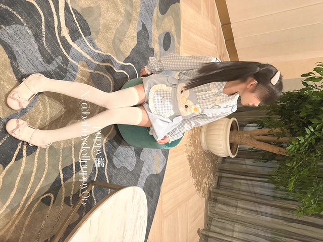 [37V+76P/241MB]双马尾白虎萝莉【Puppy】酱户外调教合集